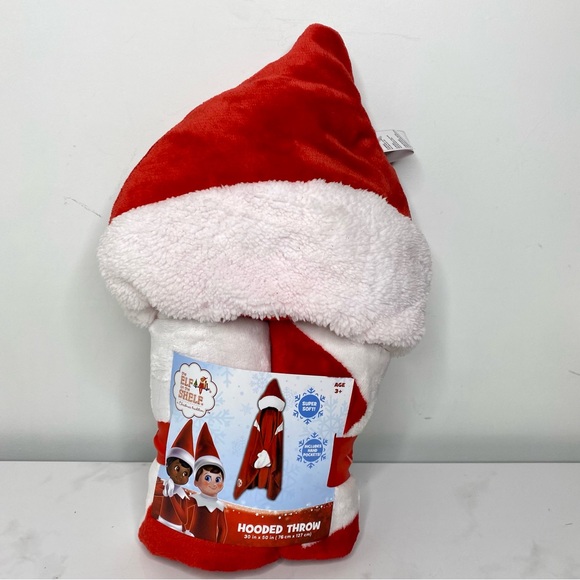 Elf on Shelf Hooded Blanket 30”x 50” - Picture 5 of 8